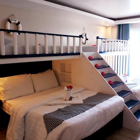 Casa Almarenzo Bed&Breakfast Bolinao Esterno foto