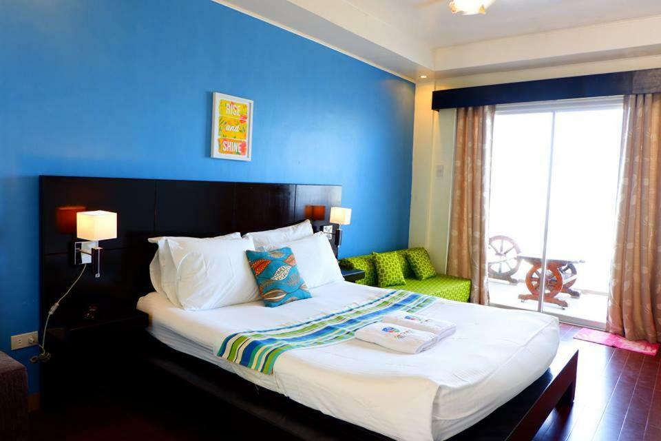 Casa Almarenzo Bed&Breakfast Bolinao Esterno foto